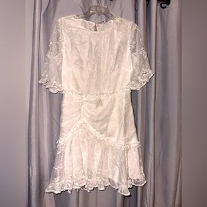 Short sleeved white dress. Size: Large. Brand: Selfie Leslie